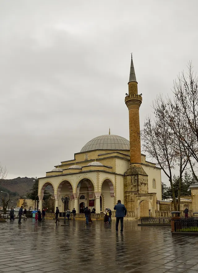 Veysel Karani Mosque