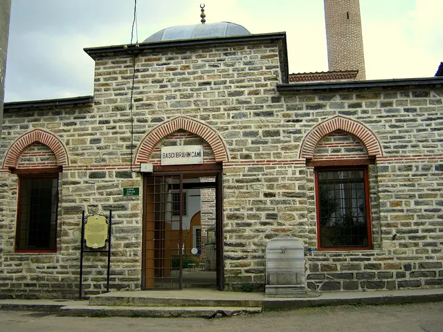 Başçı İbrahim Mosque