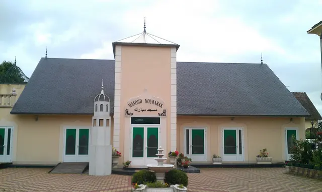 Mubarak Mosque