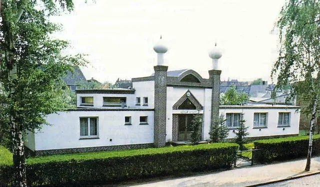 Fazl-e-Omar Mosque