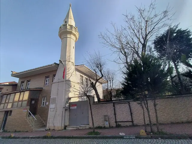 Çakır Ağa Mosque