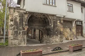 Yılanlı Külliye