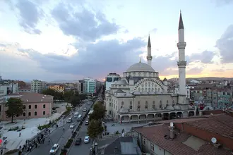 İzzet Pasha Mosque