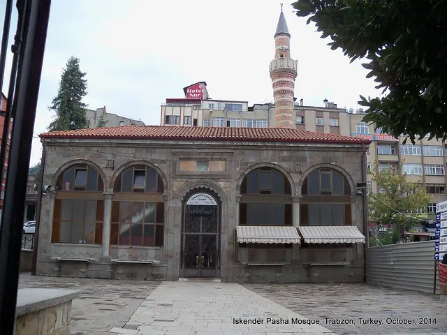 İskender Pasha Mosque, Trabzon