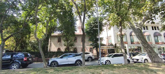 Molla Şeref Mosque