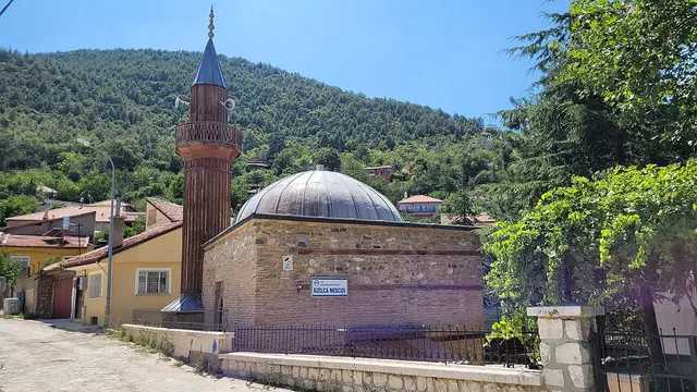 Kızılca Mescidi