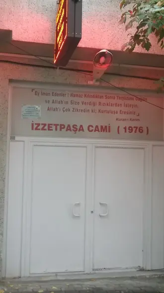 İzzetpaşa Mosque