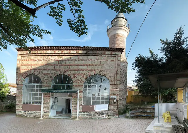 Duhter-i Şeref Mosque